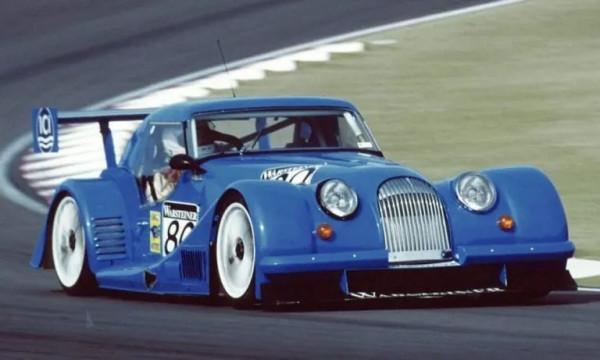 電動先鋒與鋼炮偶像交織的未來 | 2022新車通緝令