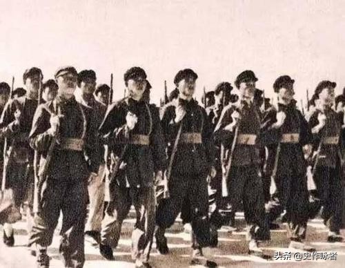 盤點新中國成立後7位“皇帝”,搞笑“正皇帝”張清安給老蔣下旨 盤點新中國成立後7位“皇帝”,搞笑“正皇帝”張清安給老蔣下旨