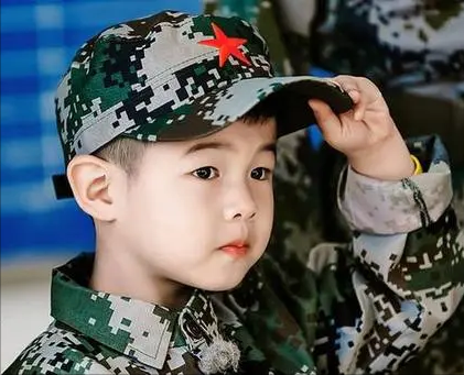 從軍藝校草到“傻爸”的轉變,沙溢的清醒,改變了自己的結局 從軍藝校草到“傻爸”的轉變,沙溢的清醒,改變了自己的結局