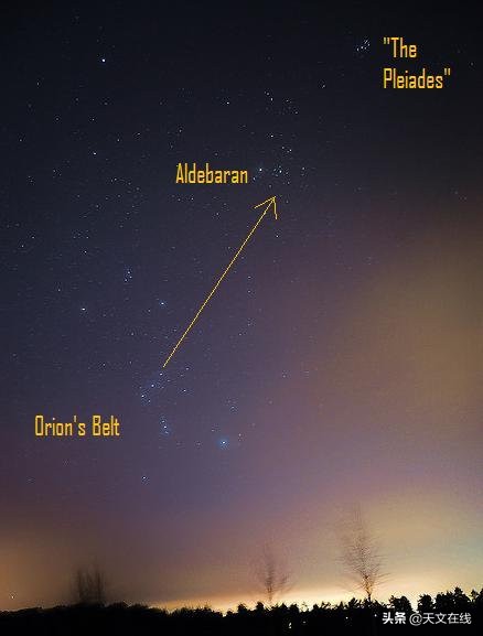 9月25日至27日三天深夜,月亮、畢宿五、昴星團將齊聚一堂 9月25日至27日三天深夜,月亮、畢宿五、昴星團將齊聚一堂