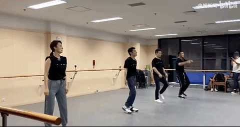 第一男團,名不虛傳 第一男團,名不虛傳