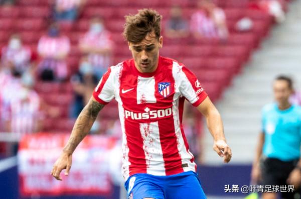 5秒連吃2黃，新C羅氣炸了！西甲冠軍太憋屈，賽後圍攻裁判