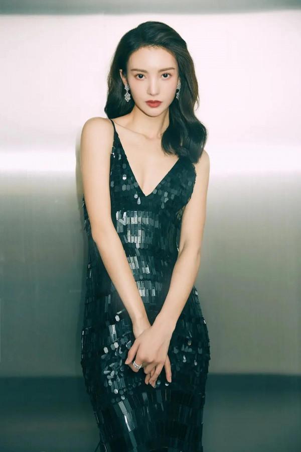 金晨 人美氣質佳 金晨 人美氣質佳