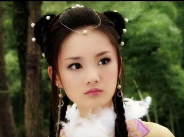 婦人發現女兒手背上竟然長有白色皮毛