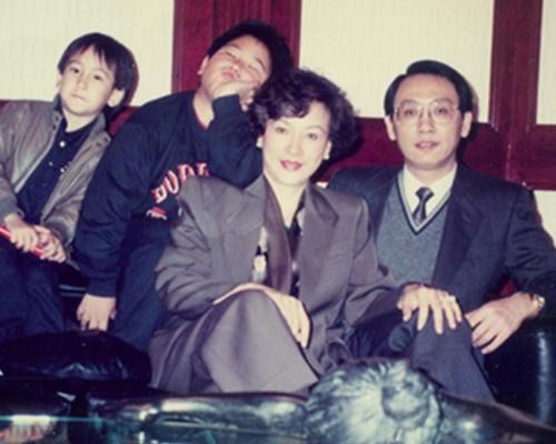 替夫還債嫁給債主，老公去世後繼承湯臣一品，徐楓比你想得更狠