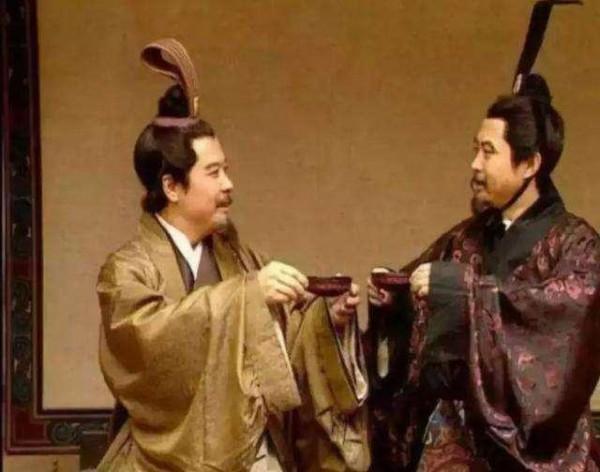 死時劉備親自弔祭，以數百兵對抗劉璋萬人、堅守一年——小將霍峻