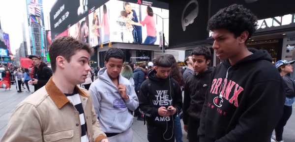 美國小夥認為中國食物不好吃,巨資買毛蛋讓老外吃,結果直呼真香 美國小夥認為中國食物不好吃,巨資買毛蛋讓老外吃,結果直呼真香