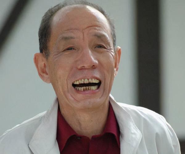 一個被導演跪求演戲的男人，一生不拍廣告，老戲骨魏宗萬值得敬佩