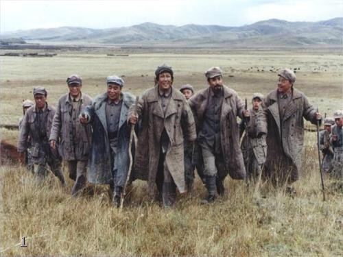 1982年,重慶發現一具“腳鐐遺骸”,竟是消失48年的紅軍師長 1982年,重慶發現一具“腳鐐遺骸”,竟是消失48年的紅軍師長