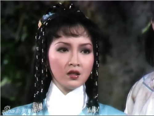 當年劇組沒錢打首飾，女演員滿頭鐵線鋼圈，卻打造出一批古裝女神