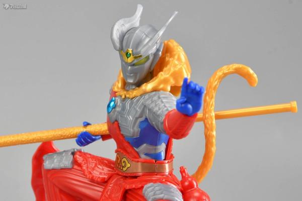 78官測:萬代 哪吒戰袍銀河&;關羽泰塔斯&;孫悟空戰袍賽羅奧特曼 78官測:萬代 哪吒戰袍銀河&;關羽泰塔斯&;孫悟空戰袍賽羅奧特曼