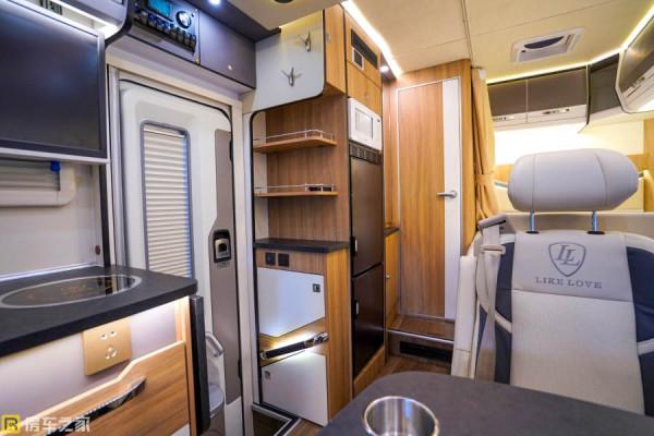 11.19廣州國際房車展：配置豐富，佈局合理，喜愛秦歌T型房車