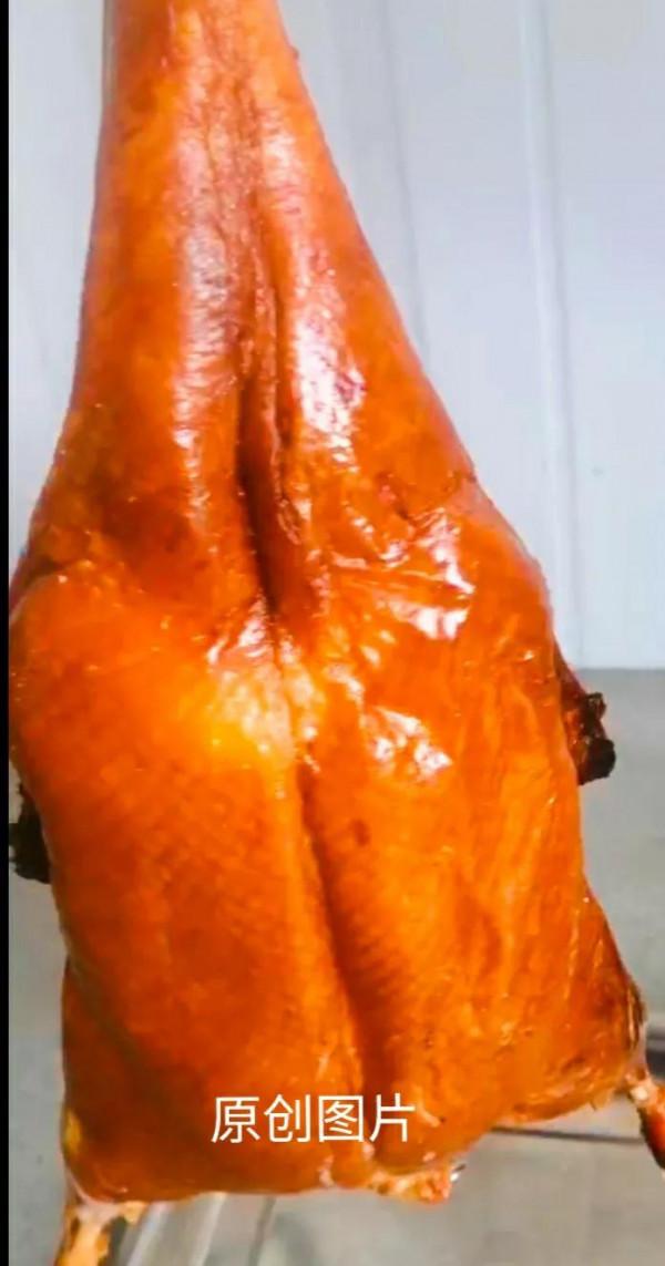 廣東脆皮燒鴨 廣東脆皮燒鴨