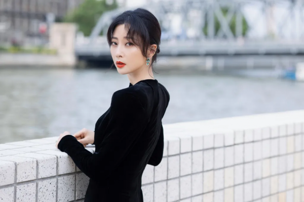 魏大勳拉黑楊冪？雷佳音搭上張小斐？毛不易得罪人？