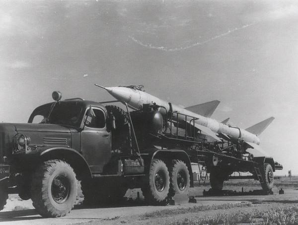 1959年,美蔣偵察機騷擾,上級命令:等一等?嶽振華當機立斷:打 1959年,美蔣偵察機騷擾,上級命令:等一等?嶽振華當機立斷:打