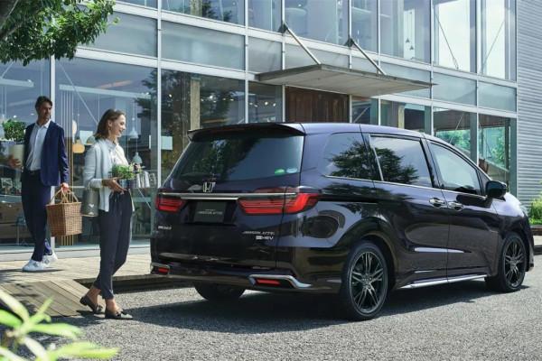 一週新車丨年底衝刺!四缸奇駿迴歸、QQ冰淇淋硬剛宏光MINIEV 一週新車丨年底衝刺!四缸奇駿迴歸、QQ冰淇淋硬剛宏光MINIEV