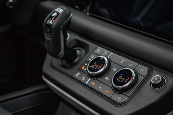 越野核武器——全新路虎衛士90 越野核武器——全新路虎衛士90