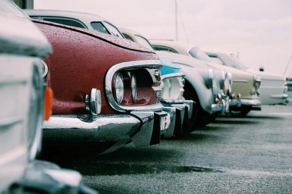 8月豪華車銷量公佈:棄賓士買寶馬?紅旗H9暴漲 8月豪華車銷量公佈:棄賓士買寶馬?紅旗H9暴漲