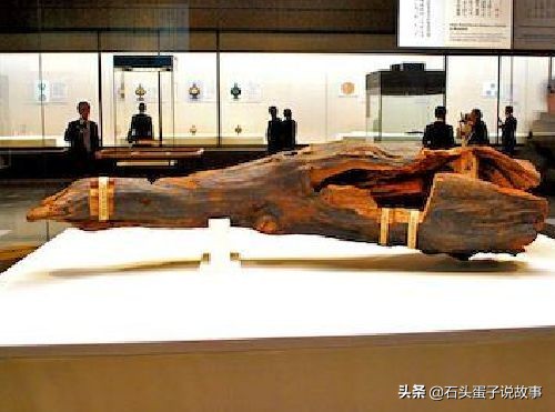 日本珍藏1300年的國寶，僅3人用過，隋煬帝：那不就是根柴火嗎？