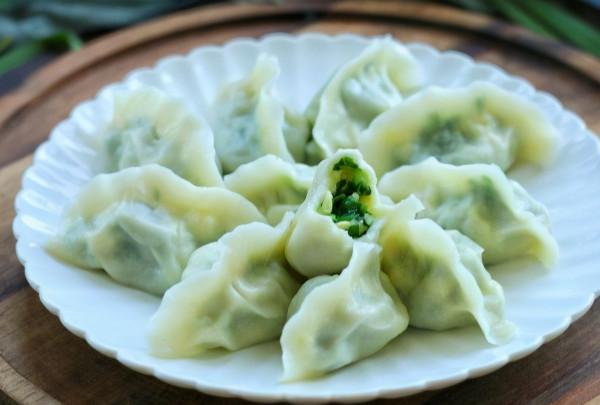 包韭菜肉餡餃子,牢記“3放2不放”韭菜碧綠不發黑,不出水不燒心 包韭菜肉餡餃子,牢記“3放2不放”韭菜碧綠不發黑,不出水不燒心