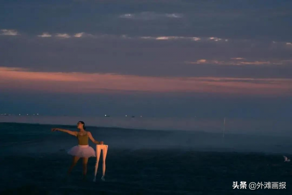 我在阿那亞，瘋到凌晨三點