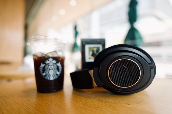 直推神器超越經典，飛利浦SHP9600玩法再升級