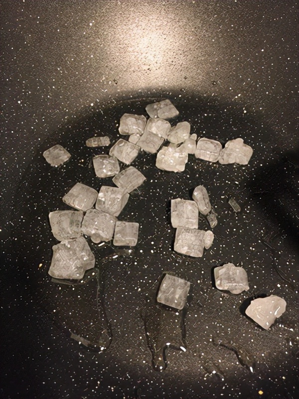 這樣做的紅燒豬腳太誘人了，手把手教你怎樣製作，看著就流口水