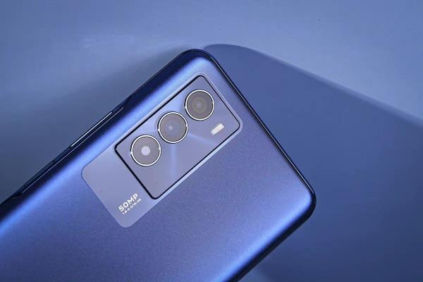 三款2000元左右，熱門暢銷的手機配置解讀