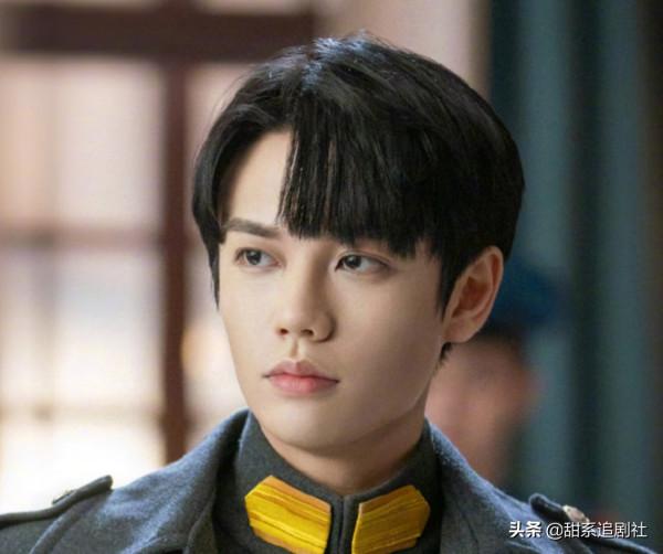 3天將播4部新劇,楊冪、蔣勤勤隔空對壘,劇王花落誰家? 3天將播4部新劇,楊冪、蔣勤勤隔空對壘,劇王花落誰家?