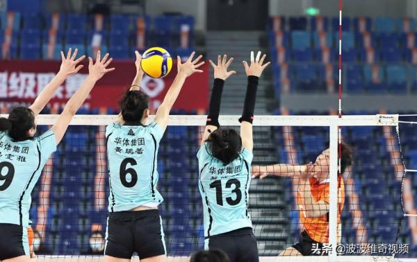 浙江女排怎麼吃黃牌？主教練賽點球質疑主裁，無礙闖關朱婷老東家