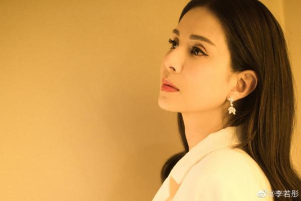 “小龍女”李若彤的結局，給所有“戀愛腦”的女生敲響了警鐘