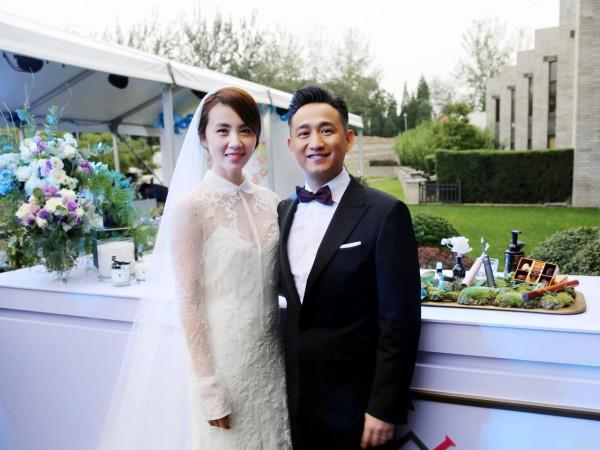 10位情史乾淨的內地女星,把生活過成偶像劇,有人與初戀相守47年 10位情史乾淨的內地女星,把生活過成偶像劇,有人與初戀相守47年