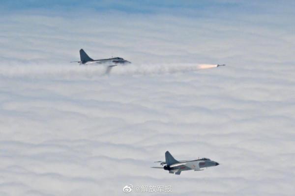 出擊！南部戰區海軍航空兵某旅開展實彈攻擊訓練