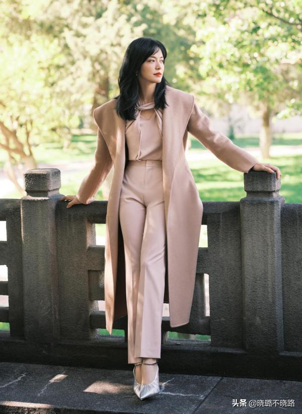 “呢大衣+短靴”,才是40歲女人秋冬該有的打扮,時髦優雅又高階 “呢大衣+短靴”,才是40歲女人秋冬該有的打扮,時髦優雅又高階