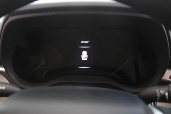 【到店實拍】外形激進，空間優秀，全系2.5L混動，豐田賽那實拍