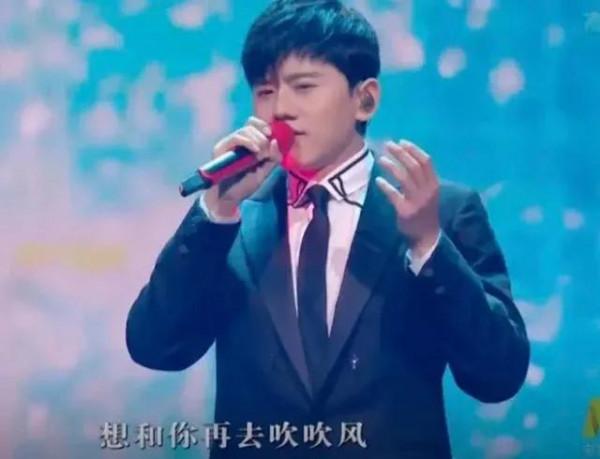 在國家政策之下,央視6套治好了所有明星的一個毛病 在國家政策之下,央視6套治好了所有明星的一個毛病