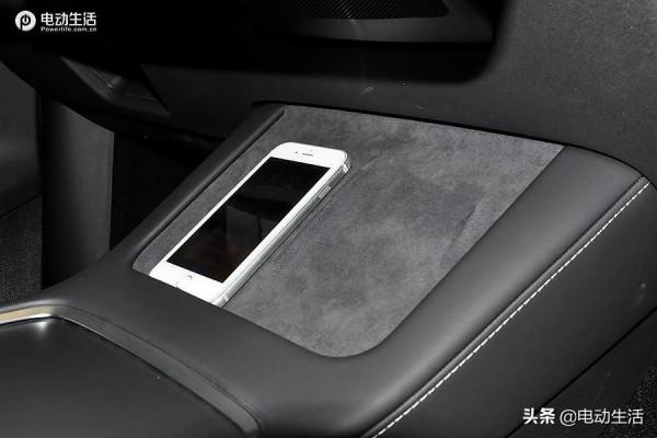 運動型大空間純電SUV 實拍特斯拉Model Y國產版