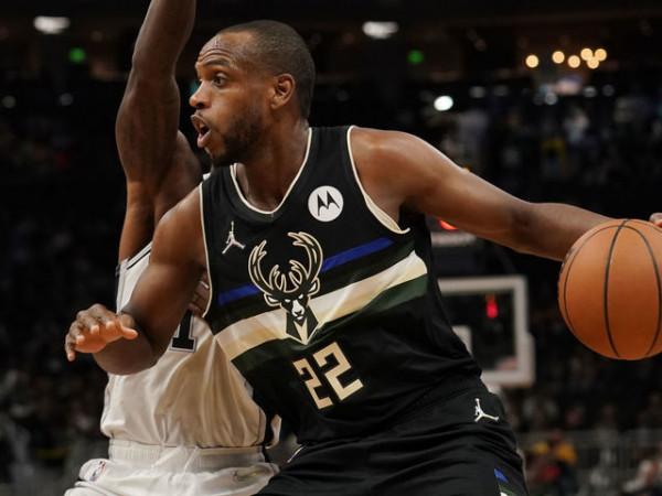 布登霍爾澤確認米德爾頓感染新冠