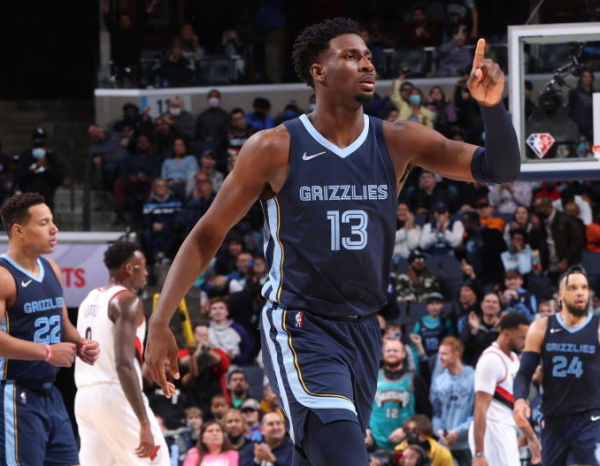 轟28+5記三分，鮑威爾立功！利拉德不再空砍，狄龍37+3想念莫蘭特