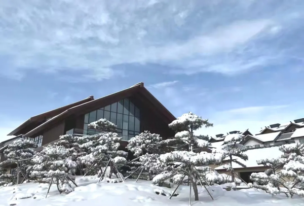 河北周邊冰雪遊：瑞雪迎春，冰雪小鎮雪景美如畫