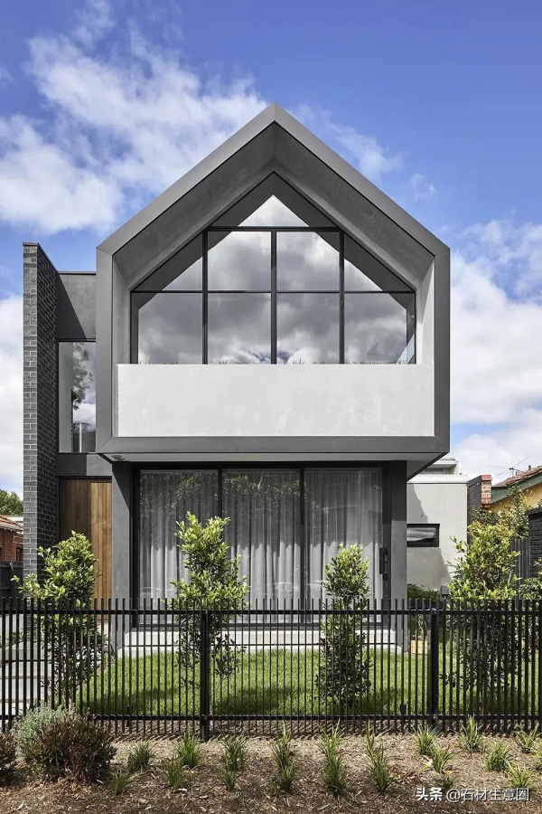 灰色大理石打造的別墅，橫豎都是範