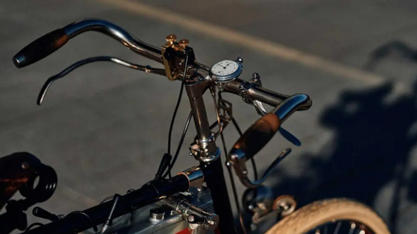 跨世紀的重逢，凱旋找回1901年第一臺原型車