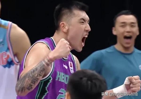 CBA第七輪最佳陣容,國家隊後衛群井噴爆發,黑人混血兒最意外 CBA第七輪最佳陣容,國家隊後衛群井噴爆發,黑人混血兒最意外