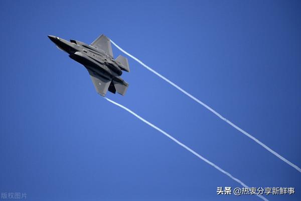 今年來自陸地、空中和海上的最引人注目的軍事技術故事 今年來自陸地、空中和海上的最引人注目的軍事技術故事