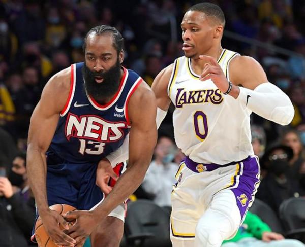 低薪高能！火箭棄將狂砍15+8+4+4，休城光環還在，人家比伍德強