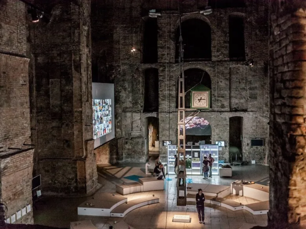 跟著亨利卡維爾一起去看風景如畫的《獵魔人》取景地