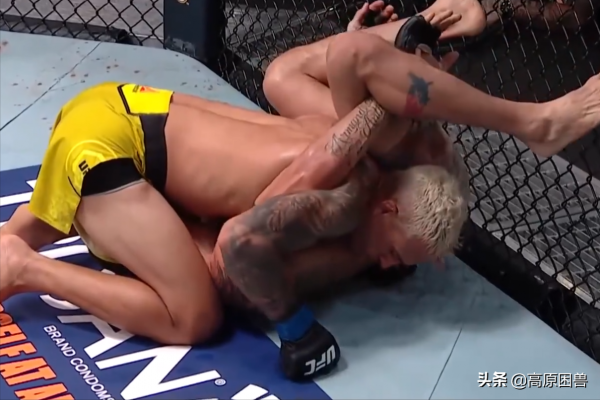 說巨蟒奪冠靠運氣?就看看奧利維拉和夜魔弗格森這場硬戰? 說巨蟒奪冠靠運氣?就看看奧利維拉和夜魔弗格森這場硬戰?