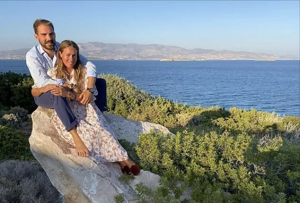 希臘王子與豪門千金連辦3場婚禮,億萬新娘的婚紗太壕了 希臘王子與豪門千金連辦3場婚禮,億萬新娘的婚紗太壕了