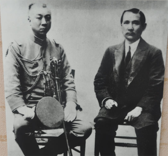 孫中山身後事:遺體險因張宗昌迷信風水被燒,張學良到碧雲寺阻止 孫中山身後事:遺體險因張宗昌迷信風水被燒,張學良到碧雲寺阻止