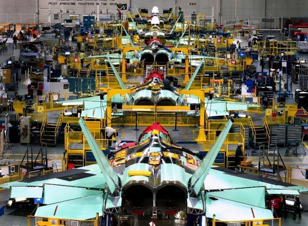 21年沒改進,被神話的F22隱身戰機早該走下神壇!已不是殲20對手 21年沒改進,被神話的F22隱身戰機早該走下神壇!已不是殲20對手